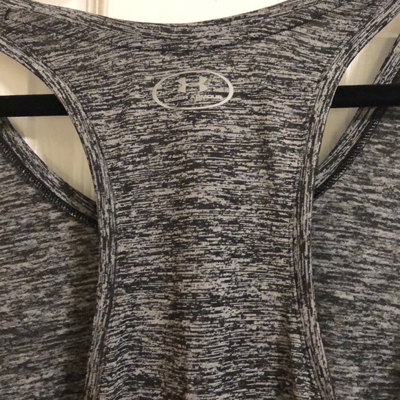 NWOT under armor heat gear T back tank - Picture 3 of 5